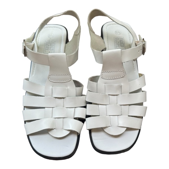 Faded Glory Women's Leather Sandals|Made in Brazil. - Picture 2 of 6